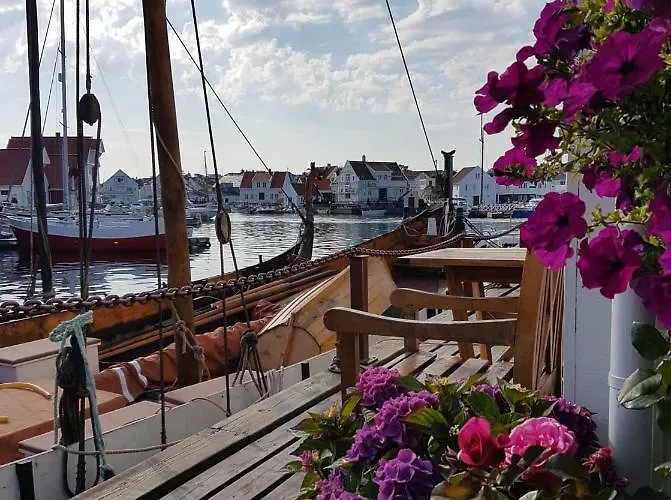Couette-café Norneshuset Skudeneshavn